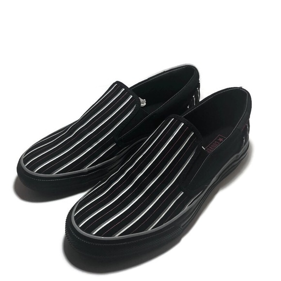 Converse Other - 🆕Converse Men's Slip On Striped Skid Grip Shoes 9